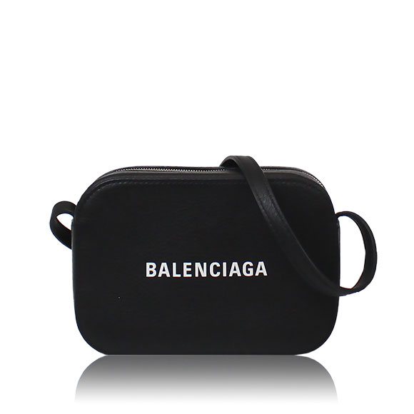 BALENCIAGA カメラバッグXS 16&nbsp;x11&nbsp;x5cm(幅&nbsp;x 高さ&nbsp;x マチ)