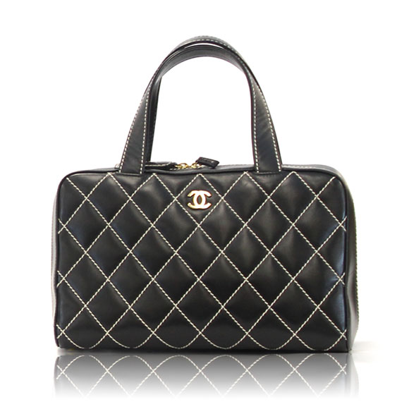 CHANEL ワイルドステッチ 32&nbsp;x20&nbsp;x12cm(幅&nbsp;x 高さ&nbsp;x マチ)