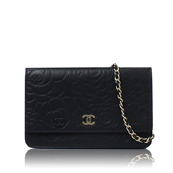 CHANEL カメリアチェーンウォレット 19&nbsp;x12&nbsp;x3cm(幅&nbsp;x 高さ&nbsp;x マチ)