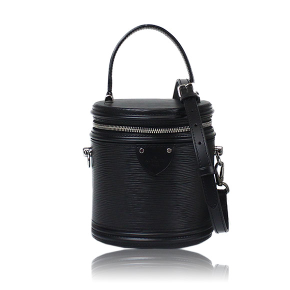 LOUIS VUITTON カンヌ 