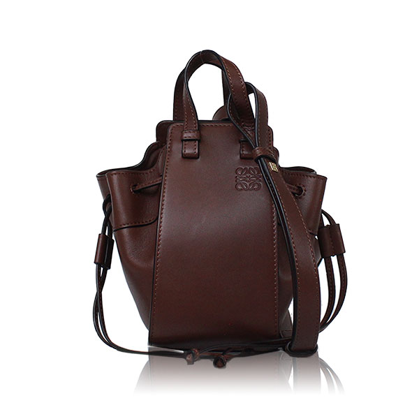 LOEWE ハンモックドローストリングミニ 