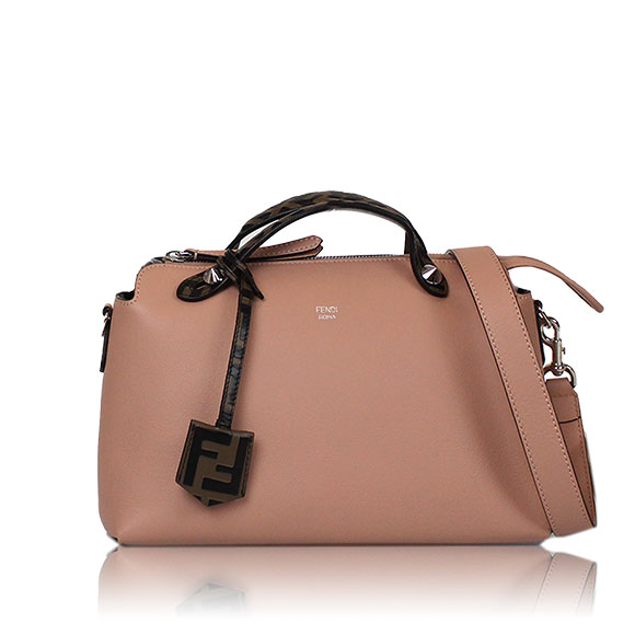 FENDI バイザウェイミディアム 