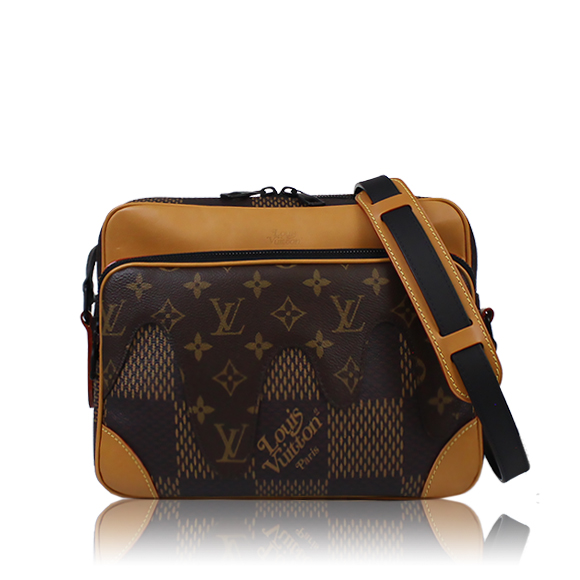 LOUIS VUITTON ナイルメッセンジャーPM 