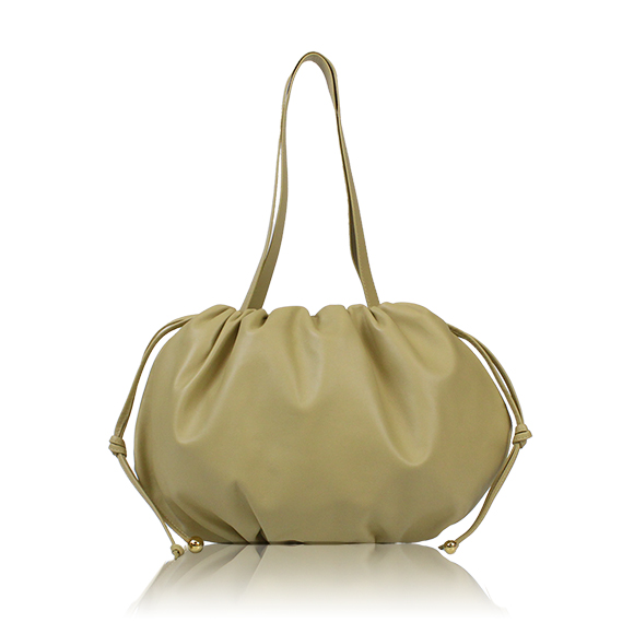 BOTTEGA VENETA ミディアムザバルブ 37&nbsp;x25&nbsp;x5cm(幅&nbsp;x 高さ&nbsp;x マチ)