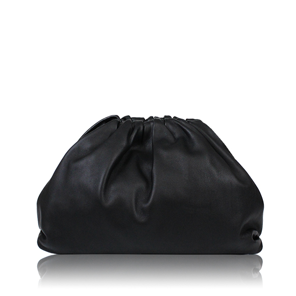 BOTTEGA VENETA ザポーチ 38&nbsp;x18&nbsp;x8cm(幅&nbsp;x 高さ&nbsp;x マチ)