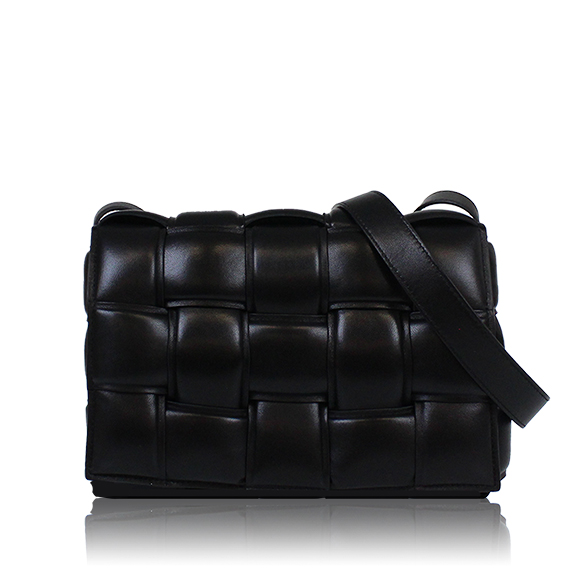 BOTTEGA VENETA パデッドカセット 24&nbsp;x15&nbsp;x6cm(幅&nbsp;x 高さ&nbsp;x マチ)