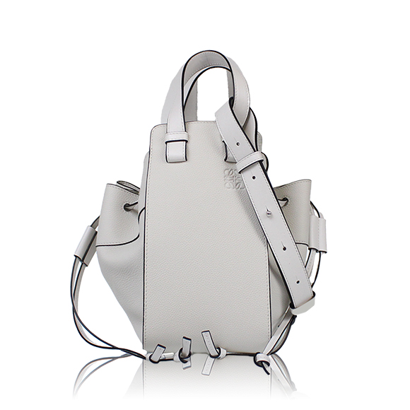 LOEWE ハンモックドローストリングスモール 