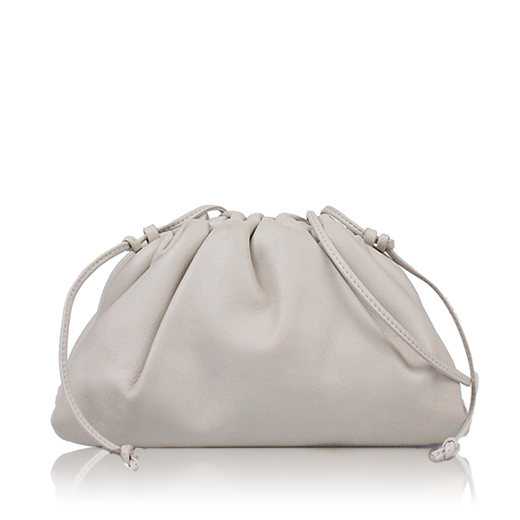 BOTTEGA VENETA ミニザポーチ 