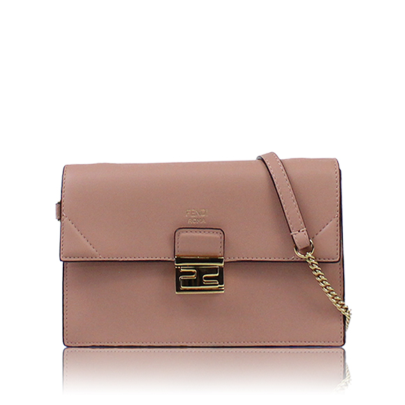 FENDI キャンユーチェーンウォレット 