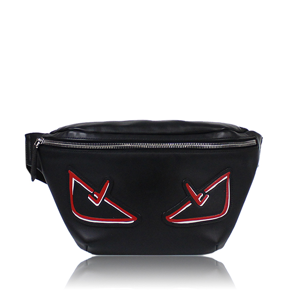 FENDI バグズベルトバッグ 17&nbsp;x17&nbsp;x4cm(幅&nbsp;x 高さ&nbsp;x マチ)