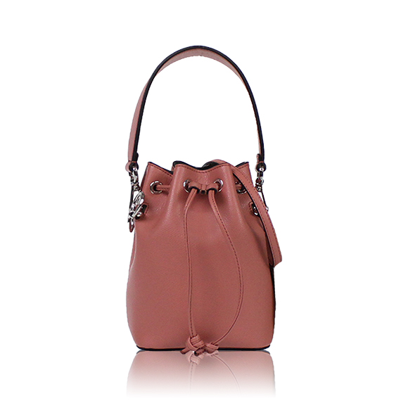 FENDI モントレゾール 