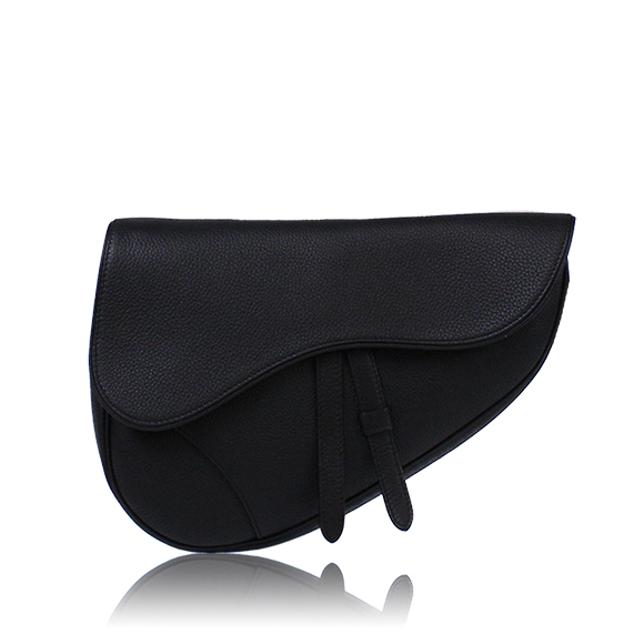 Dior サドルバッグ 25&nbsp;x19&nbsp;x4cm(幅&nbsp;x 高さ&nbsp;x マチ)