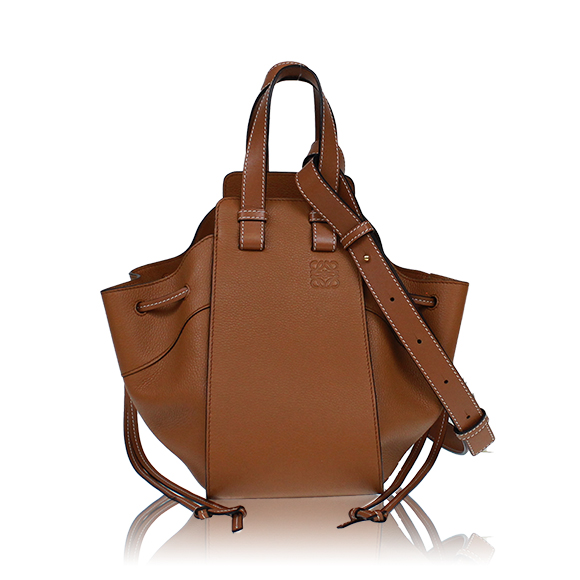 LOEWE ハンモックドローストリングスモール 