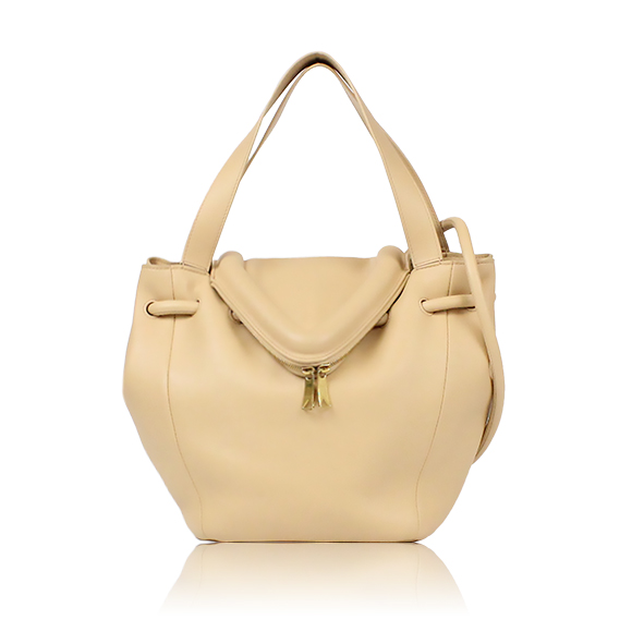 BOTTEGA VENETA ビーク 18&nbsp;x24&nbsp;x13cm(幅&nbsp;x 高さ&nbsp;x マチ)