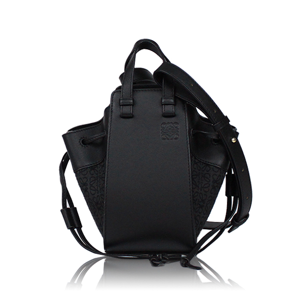 LOEWE ハンモックドローストリングミニ 
