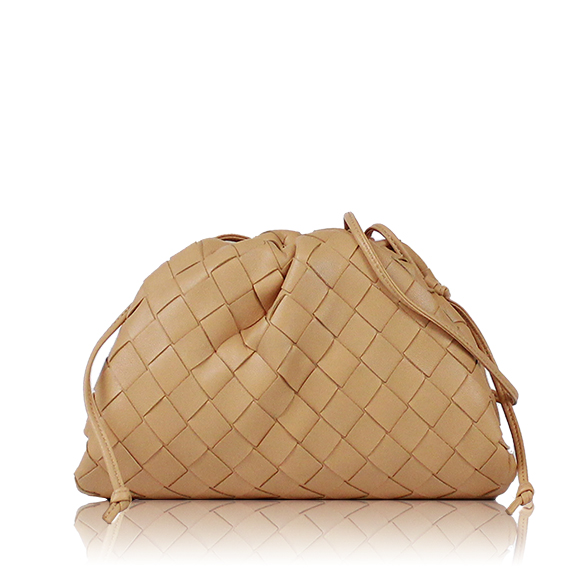 BOTTEGA VENETA ミニザポーチ 22&nbsp;x13&nbsp;x5cm(幅&nbsp;x 高さ&nbsp;x マチ)