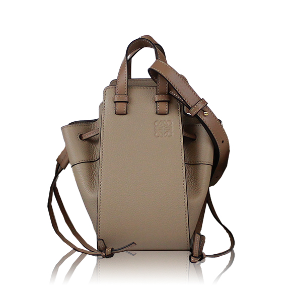 LOEWE ハンモックドローストリングミニ 