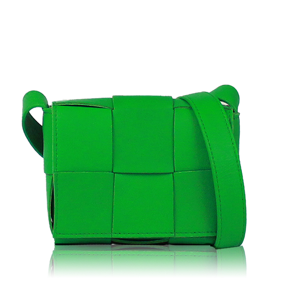 BOTTEGA VENETA カセット 12&nbsp;x8&nbsp;x5cm(幅&nbsp;x 高さ&nbsp;x マチ)