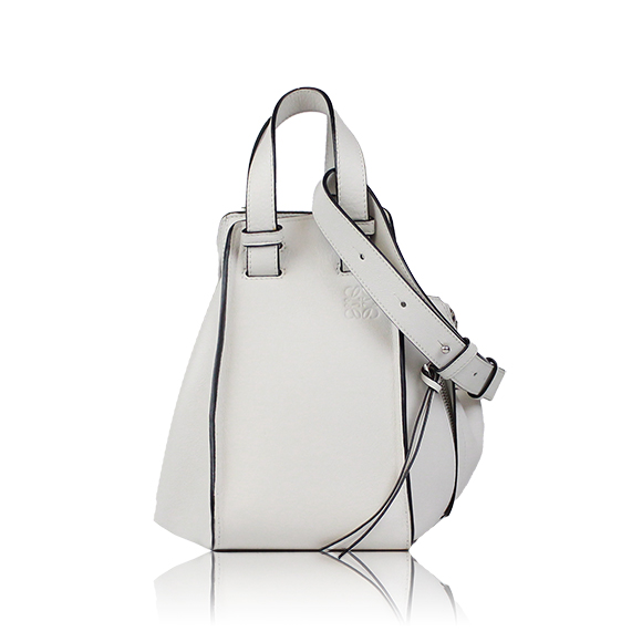 LOEWE ハンモックスモール 27&nbsp;x23&nbsp;x13cm(幅&nbsp;x 高さ&nbsp;x マチ)