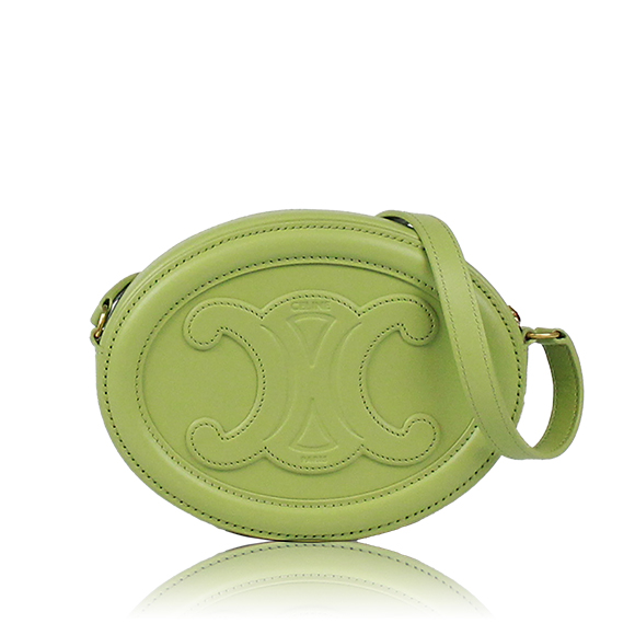 CELINE オーバルパース 16&nbsp;x12&nbsp;x4cm(幅&nbsp;x 高さ&nbsp;x マチ)