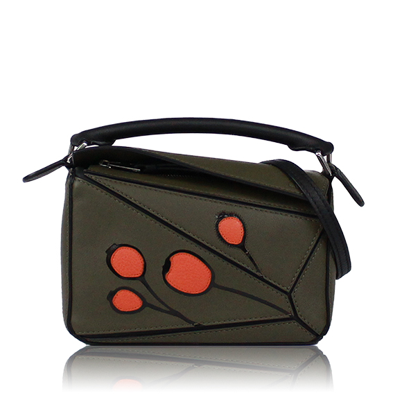 LOEWE パズルバッグミニ 17&nbsp;x11&nbsp;x7cm(幅&nbsp;x 高さ&nbsp;x マチ)