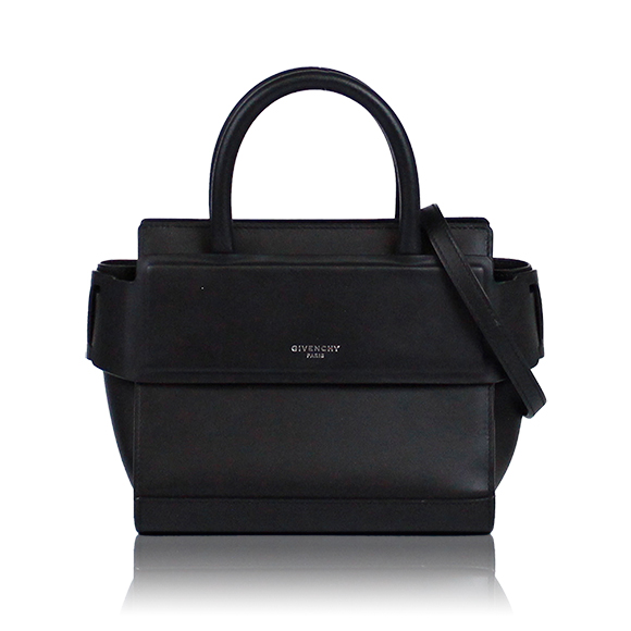 GIVENCHY ホライゾンナノ 15&nbsp;x13&nbsp;x8cm(幅&nbsp;x 高さ&nbsp;x マチ)