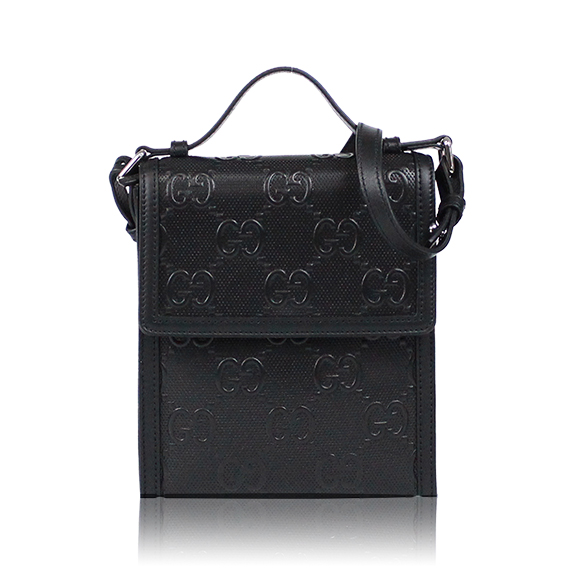 GUCCI メッセンジャーバッグ 18&nbsp;x21&nbsp;x2cm(幅&nbsp;x 高さ&nbsp;x マチ)
