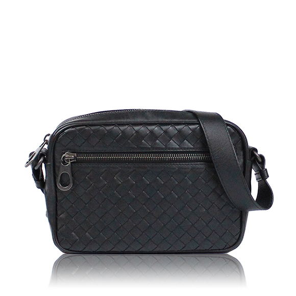 BOTTEGA VENETA イントレチャートショルダーバッグ 19&nbsp;x14&nbsp;x5cm(幅&nbsp;x 高さ&nbsp;x マチ)