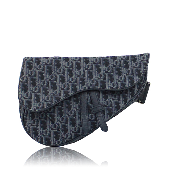 Dior サドルバッグ 25&nbsp;x20&nbsp;x4cm(幅&nbsp;x 高さ&nbsp;x マチ)