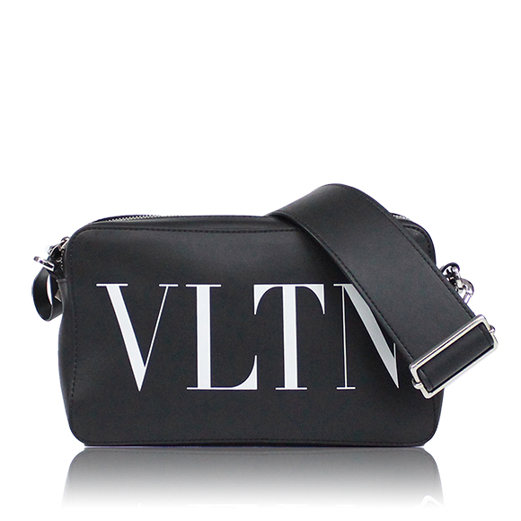 VALENTINO VLTNショルダーバッグ 23&nbsp;x14&nbsp;x5cm(幅&nbsp;x 高さ&nbsp;x マチ)