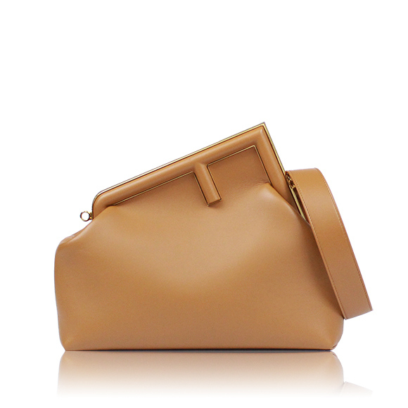 FENDI ファーストミディアム 