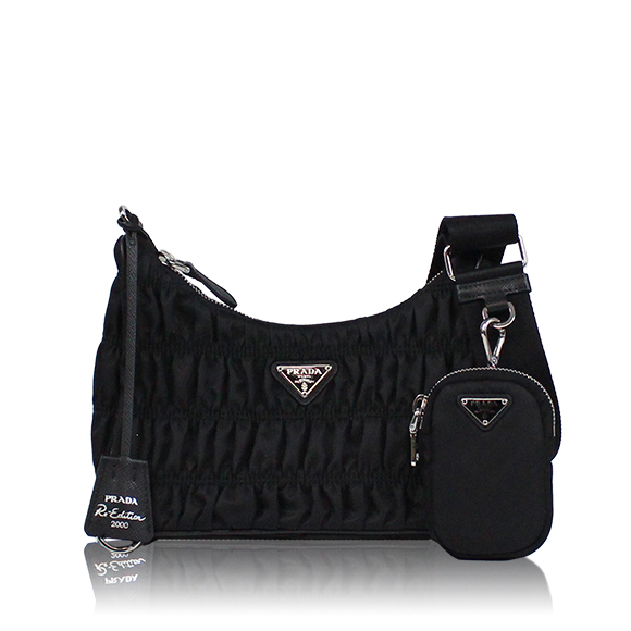 PRADA Re-Edition2000ナイロンショルダーバッグ 21&nbsp;x16&nbsp;x6cm(幅&nbsp;x 高さ&nbsp;x マチ)