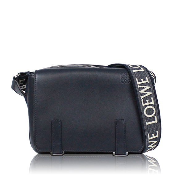 LOEWE ミリタリーメッセンジャーバッグXS 