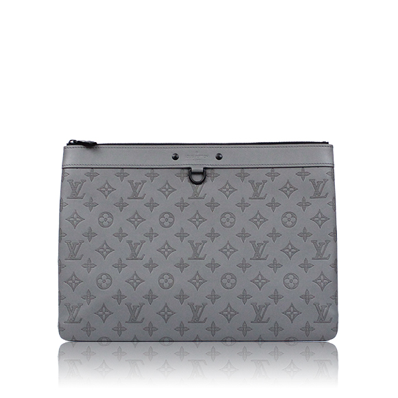 LOUIS VUITTON ポシェットディスカバリー 35&nbsp;x25&nbsp;x0.5cm(幅&nbsp;x 高さ&nbsp;x マチ)