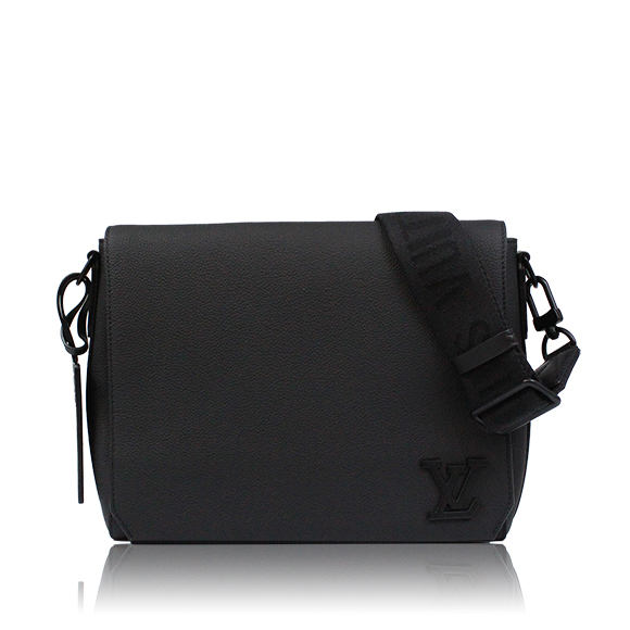 LOUIS VUITTON テイクオフメッセンジャー 