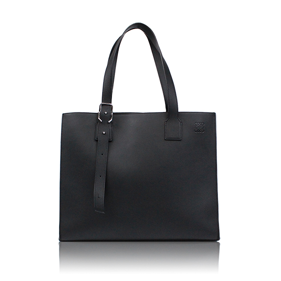 LOEWE バックルホリゾンタルトート 