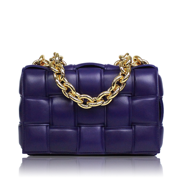 BOTTEGA VENETA チェーンカセット 24&nbsp;x16&nbsp;x6cm(幅&nbsp;x 高さ&nbsp;x マチ)