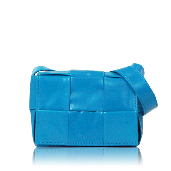 BOTTEGA VENETA カセット 12&nbsp;x8&nbsp;x4cm(幅&nbsp;x 高さ&nbsp;x マチ)