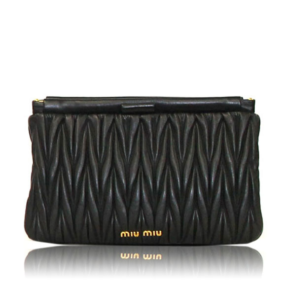 Miu Miu クラッチバッグ 