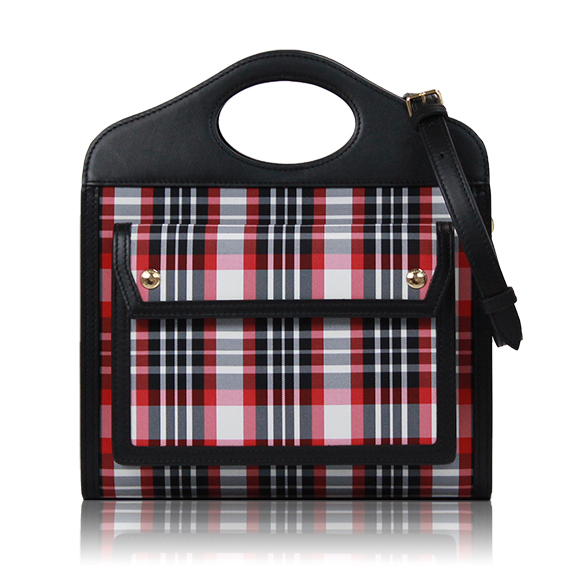 BURBERRY ポケットバッグミニ 23&nbsp;x18&nbsp;x5cm(幅&nbsp;x 高さ&nbsp;x マチ)