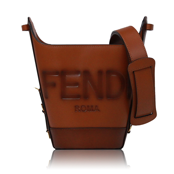 FENDI ショルダーバッグ 11&nbsp;x22&nbsp;x10cm(幅&nbsp;x 高さ&nbsp;x マチ)