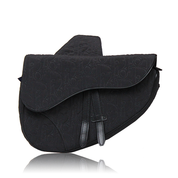 Dior サドルバッグ 25&nbsp;x20&nbsp;x5cm(幅&nbsp;x 高さ&nbsp;x マチ)