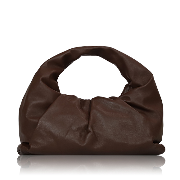 BOTTEGA VENETA ザショルダーポーチ 38&nbsp;x19&nbsp;x9cm(幅&nbsp;x 高さ&nbsp;x マチ)