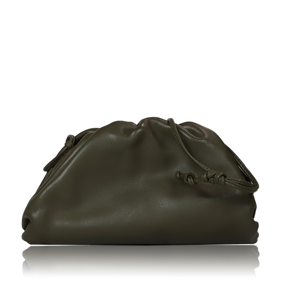 BOTTEGA VENETA ミニザポーチ 22&nbsp;x12&nbsp;x5cm(幅&nbsp;x 高さ&nbsp;x マチ)