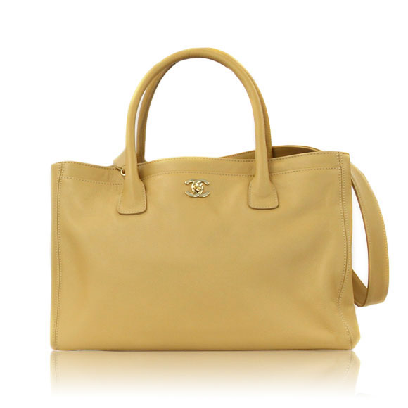 CHANEL エグゼクティブトート 34&nbsp;x22&nbsp;x13cm(幅&nbsp;x 高さ&nbsp;x マチ)