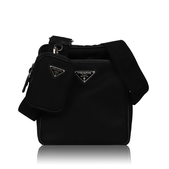 PRADA Re-Nylonショルダーバッグ 17&nbsp;x20&nbsp;x5cm(幅&nbsp;x 高さ&nbsp;x マチ)