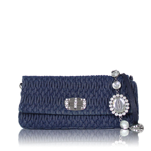 Miu Miu ショルダーバッグ 27&nbsp;x13&nbsp;x5cm(幅&nbsp;x 高さ&nbsp;x マチ)