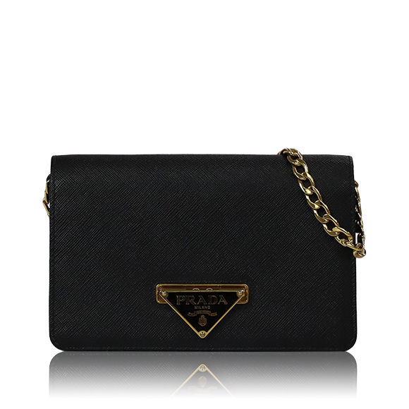 PRADA サフィアーノチェーンウォレット 18&nbsp;x11&nbsp;x4cm(幅&nbsp;x 高さ&nbsp;x マチ)