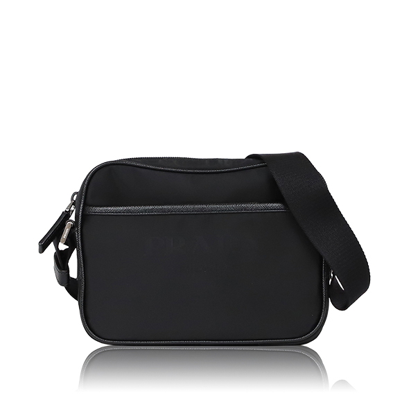 PRADA ショルダーバッグ 20&nbsp;x15&nbsp;x5cm(幅&nbsp;x 高さ&nbsp;x マチ)