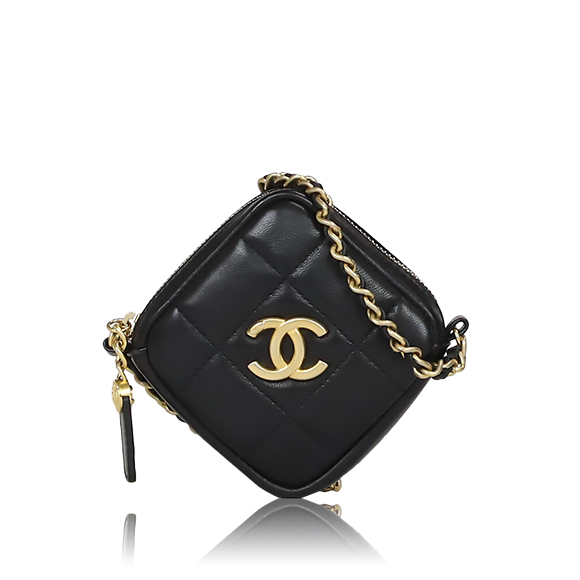 CHANEL（シャネル）チェーンショルダーバッグ
